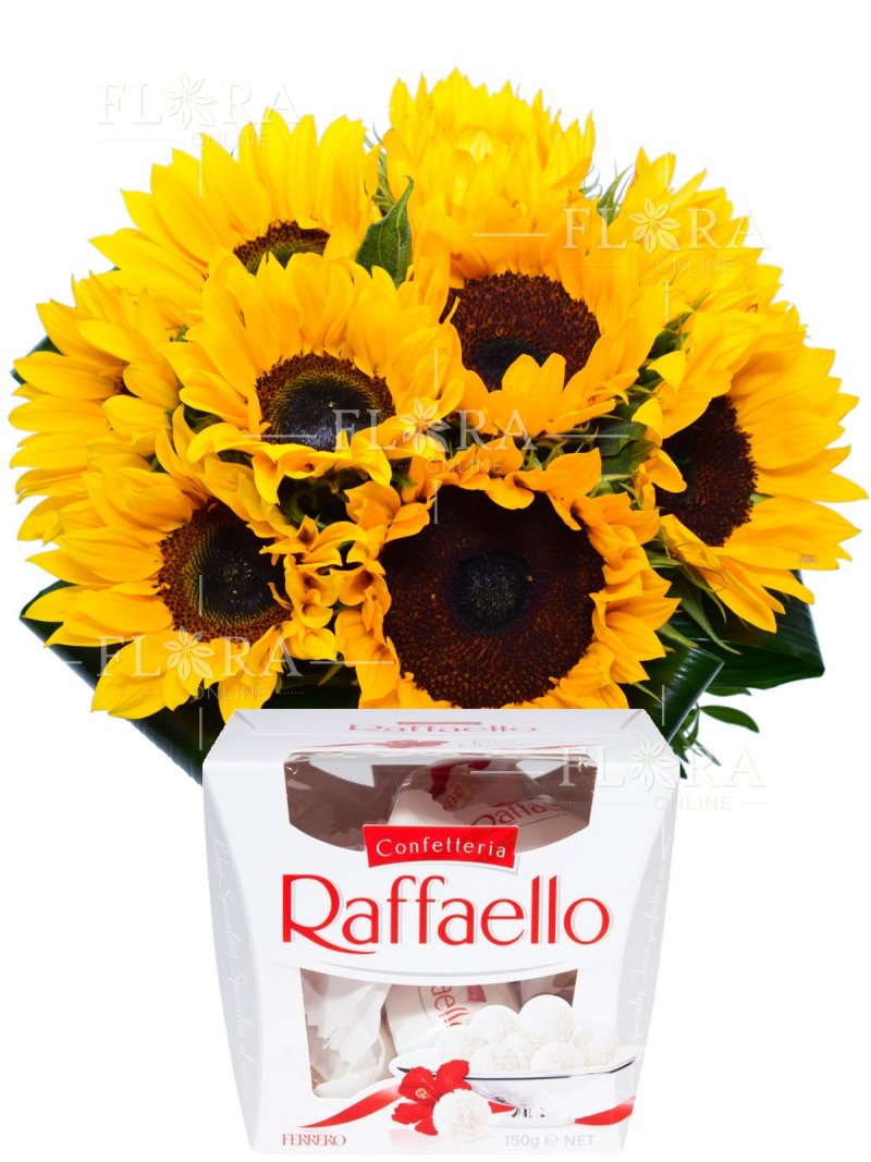 Bouquet + Raffaello - flower delivery