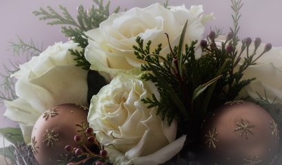 Silvestrovská večeře s květinou