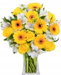 Mixed bouquet: delivery of flowers